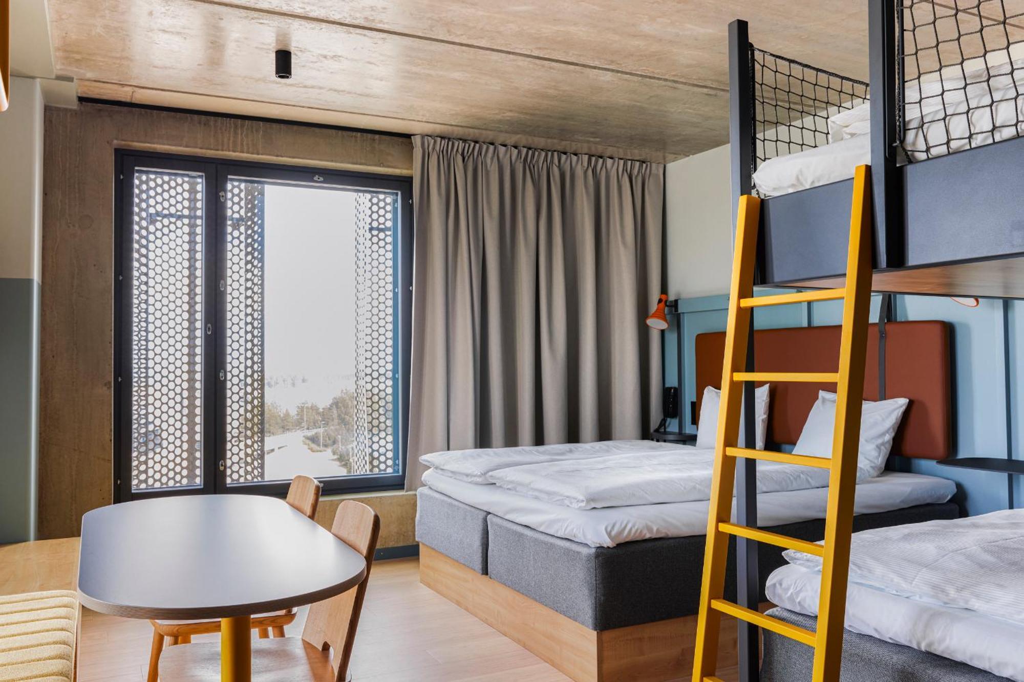Comfort Hotel Helsinki Airport Вантаа Экстерьер фото