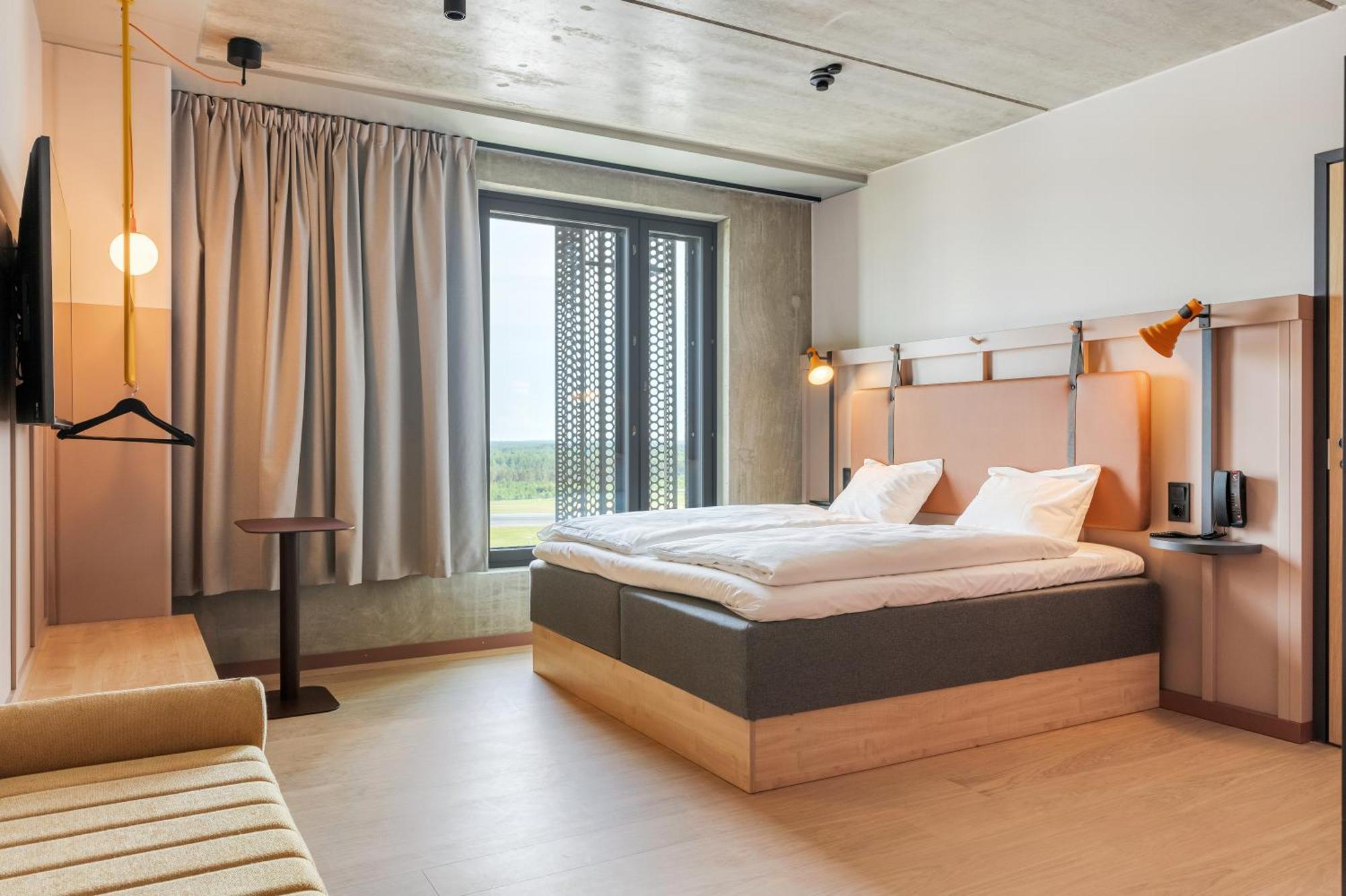 Comfort Hotel Helsinki Airport Вантаа Экстерьер фото