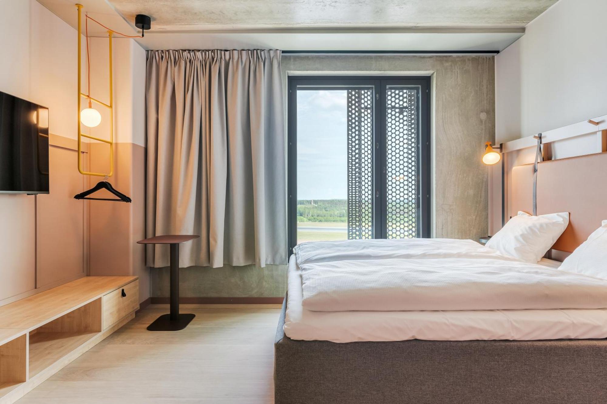 Comfort Hotel Helsinki Airport Вантаа Экстерьер фото