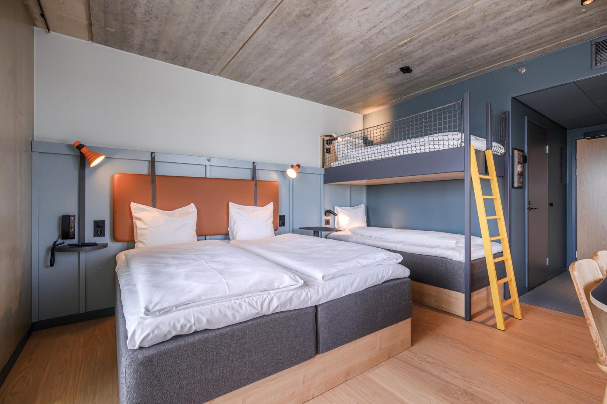 Comfort Hotel Helsinki Airport Вантаа Экстерьер фото
